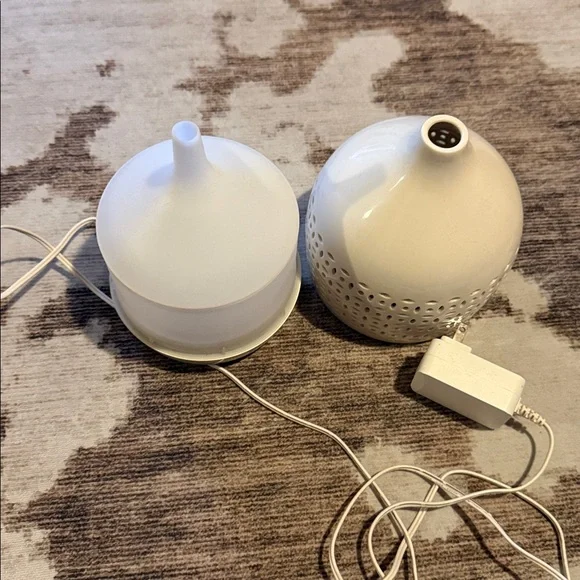 Diffuser - Picture 2 of 2